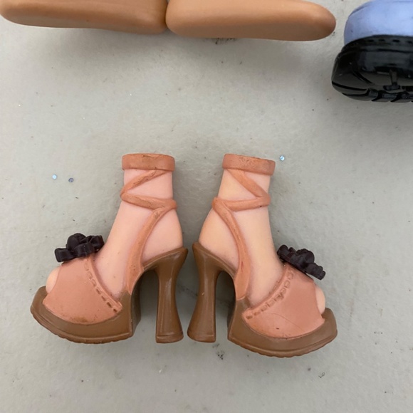 Bratz dolls lot, $30 for 3 - Picture 4 of 9